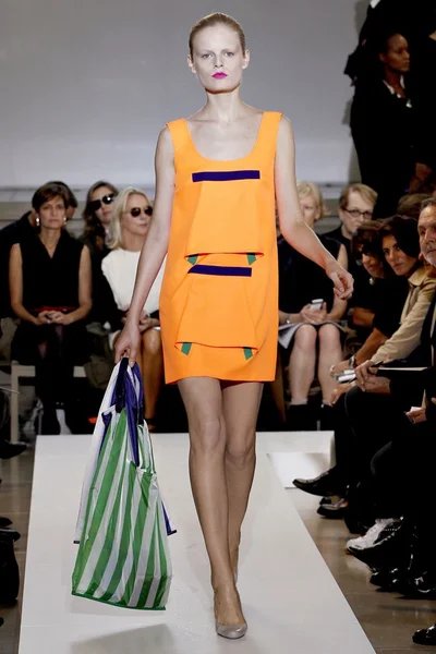 Look 23